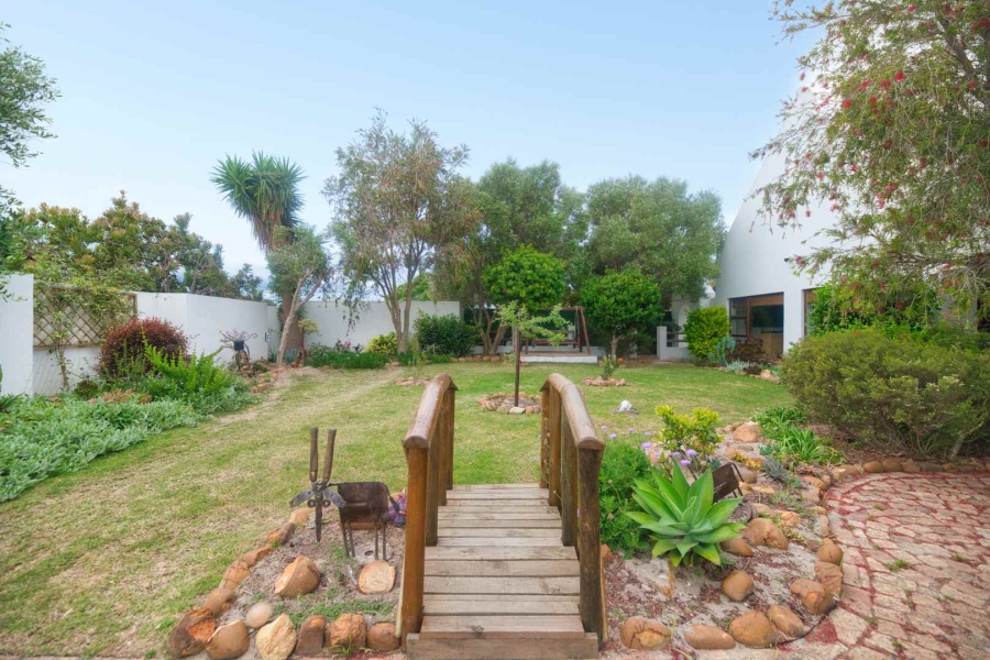5 Bedroom Property for Sale in Fisherhaven Western Cape